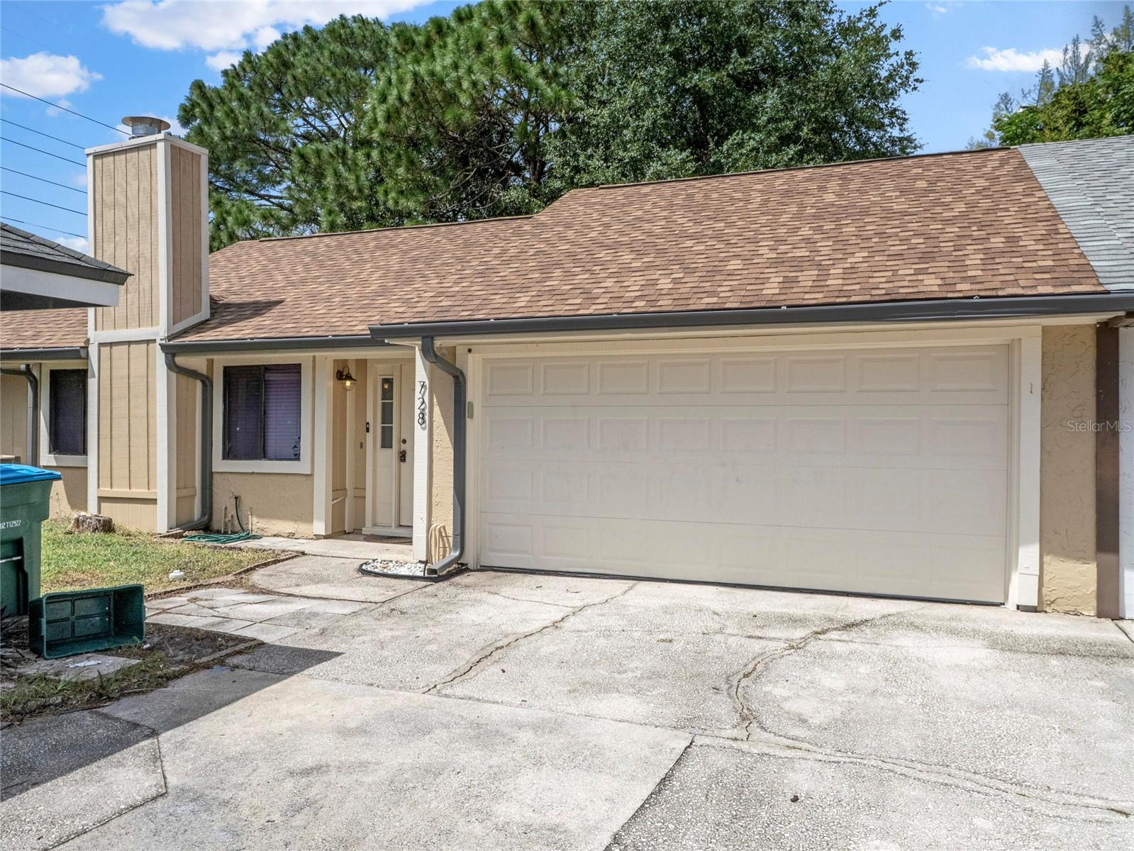 728 Ridgewood Way Property Photo 1