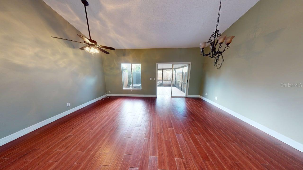 1408 Eagle Ln Property Photo 2