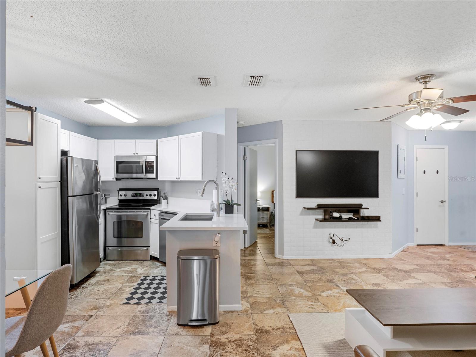 718 Sugar Bay Way #106 Property Photo 6