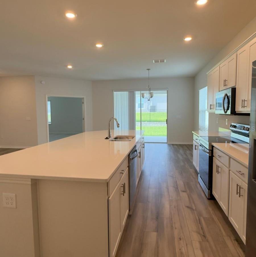 1701 Astrid Rd Property Photo 5