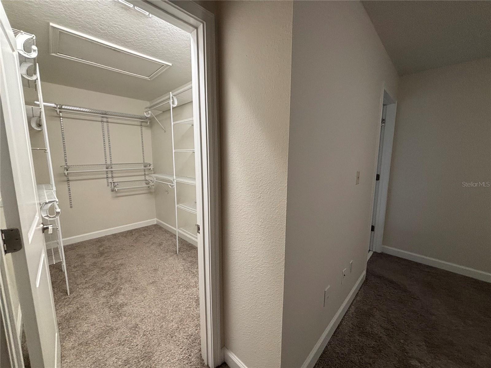 11761 Fiction Ave Property Photo 9