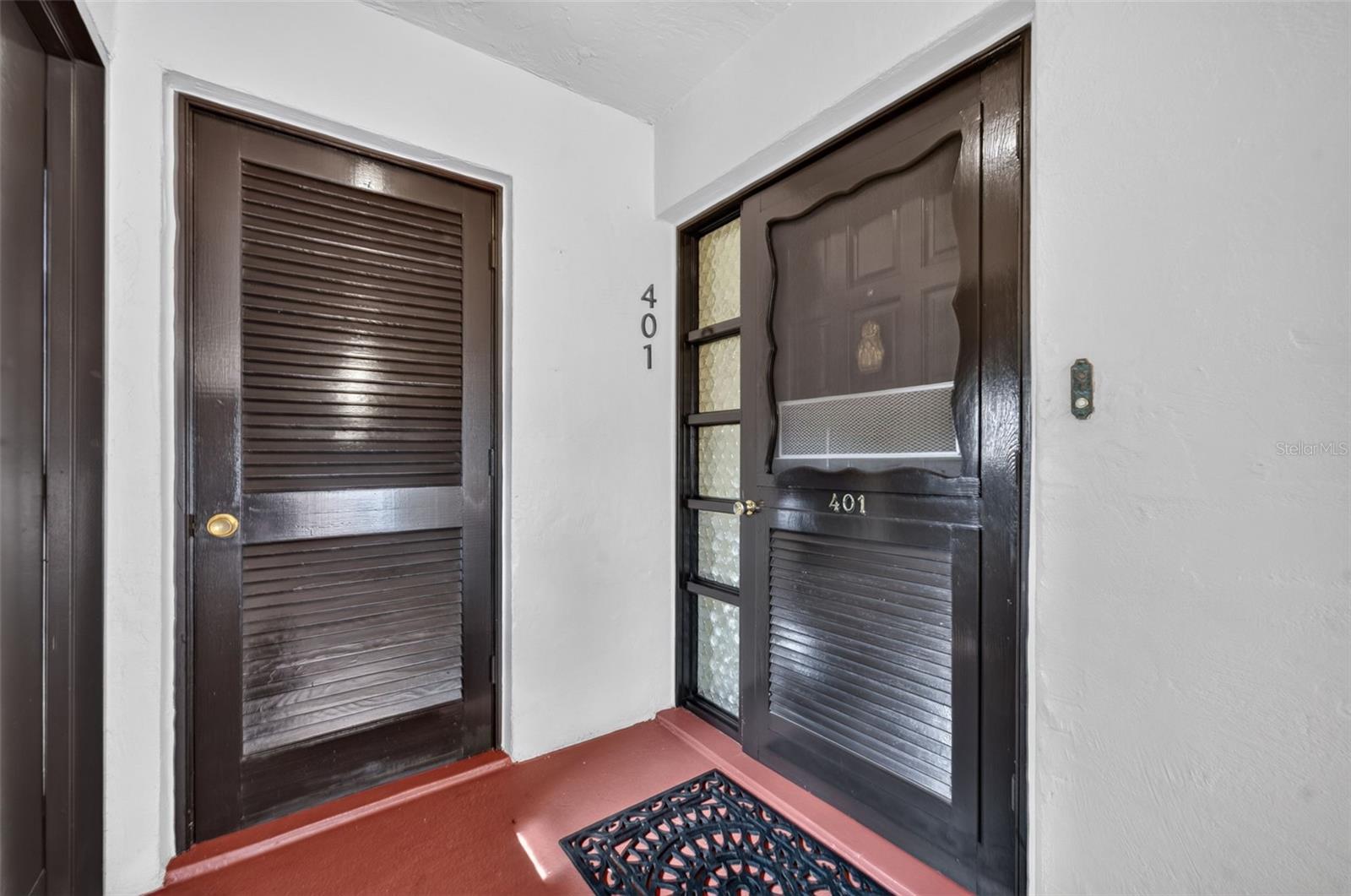 100 S Interlachen Ave #401 Property Photo 3