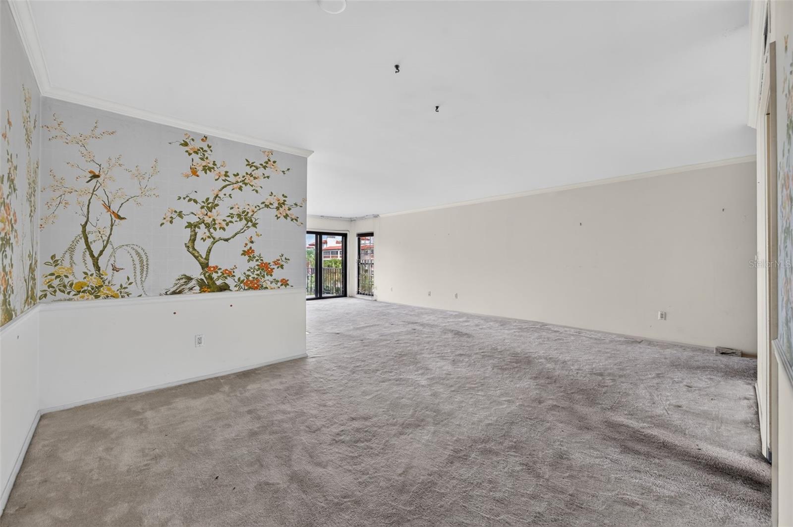 100 S Interlachen Ave #401 Property Photo 7