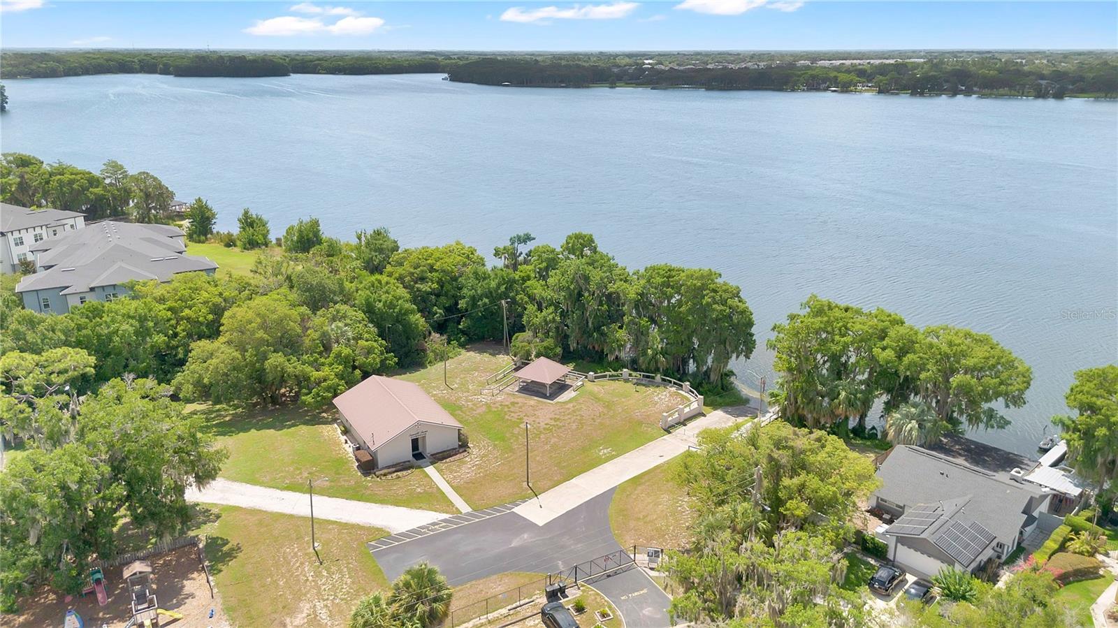 202 Doster Dr Property Photo 33