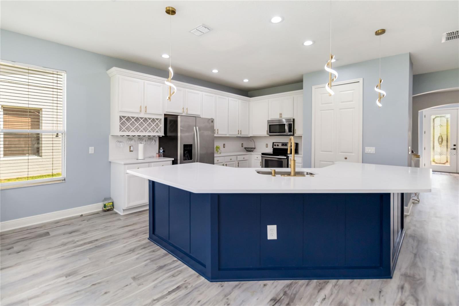3814 Golden Feather Way Property Photo 12