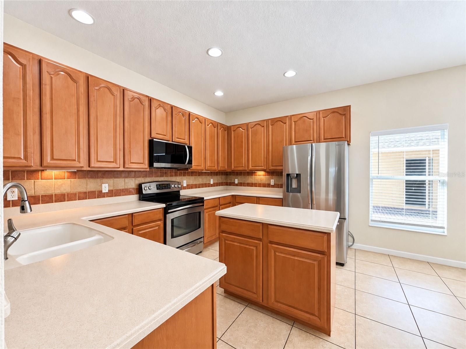11838 Deer Path Way Property Photo 6