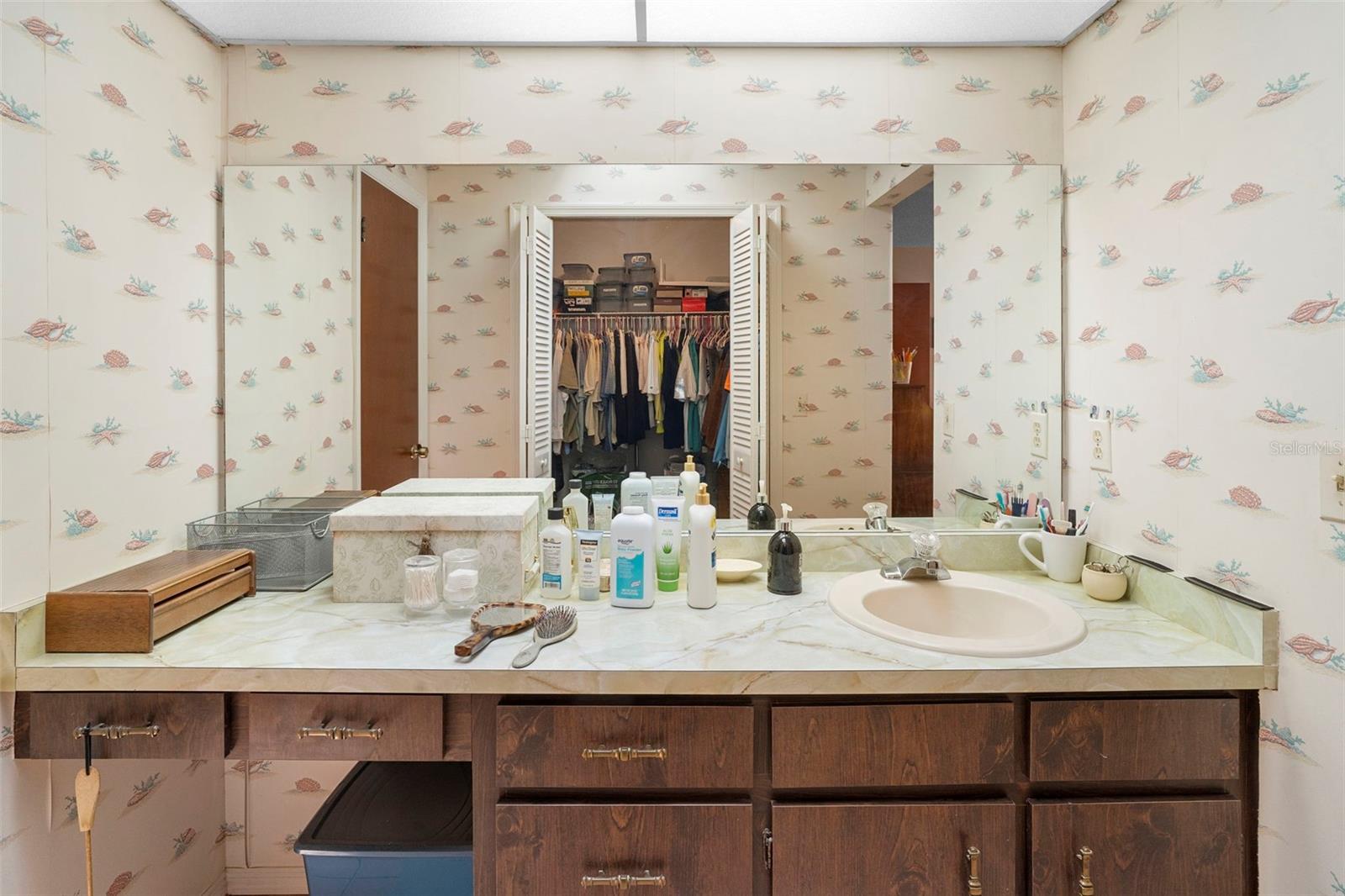 1051 Matterhorn St Property Photo 16