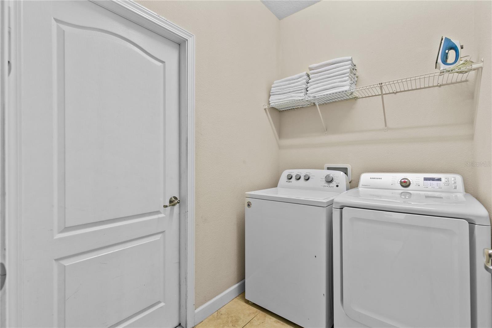 9155 Wedge Dr Property Photo 32