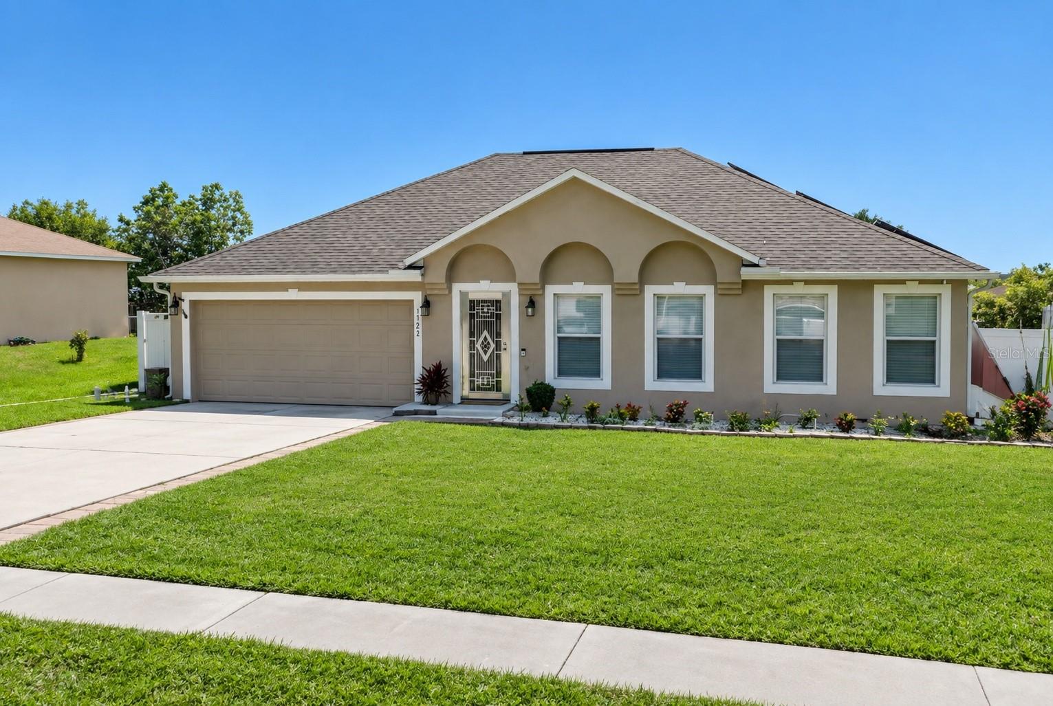 1722 Sunset Ridge Dr Property Photo 1