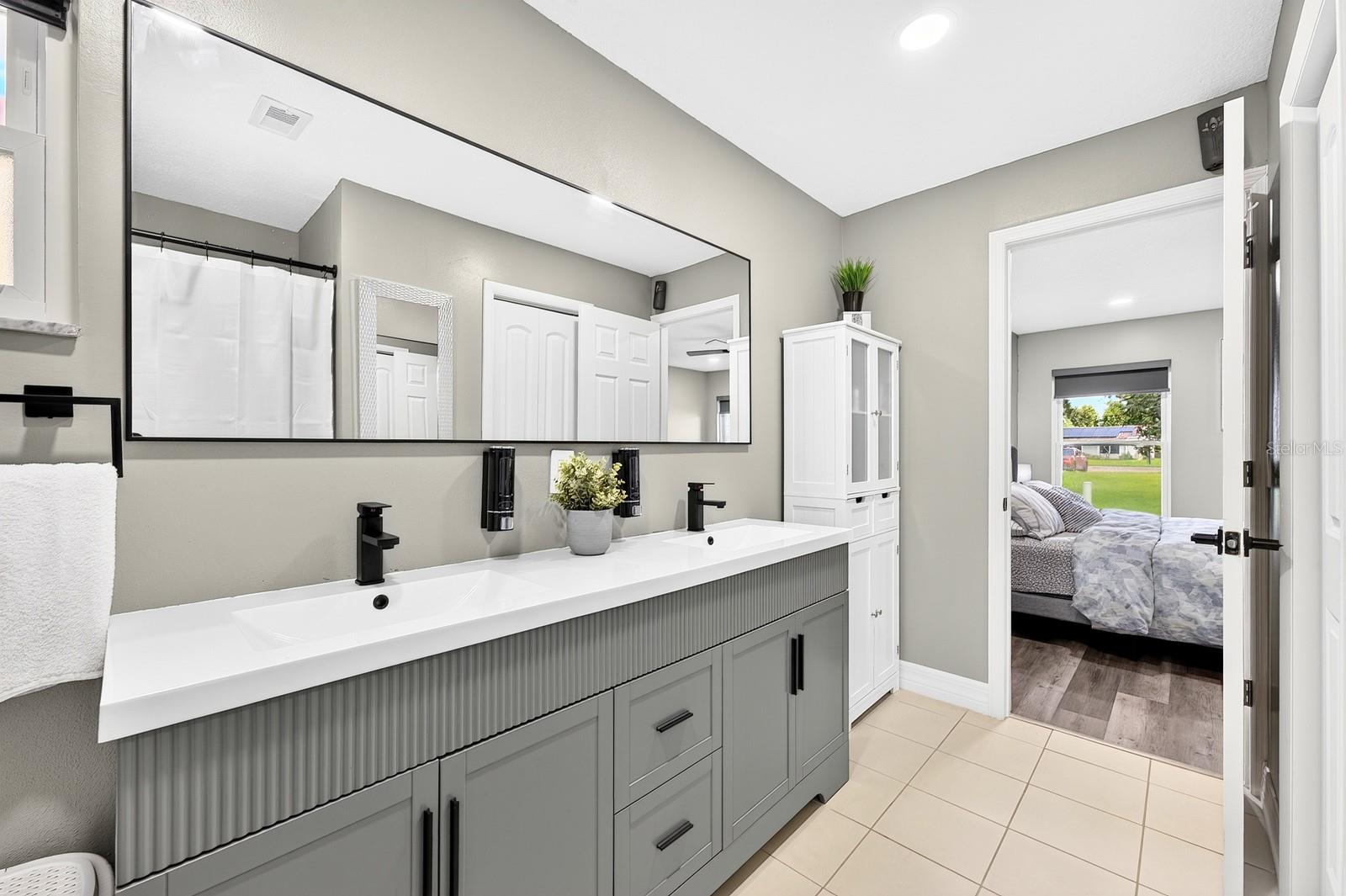 10113 Allenby Ct Property Photo 14