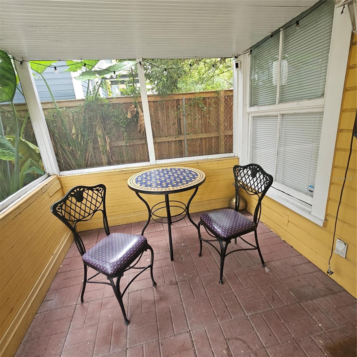 432 1/2 Highland Ave Property Photo 3