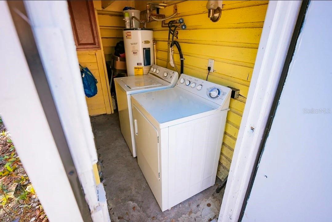 432 1/2 Highland Ave Property Photo 10