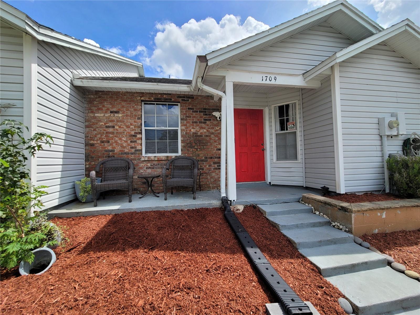 1709 Rivers Edge Dr Property Photo