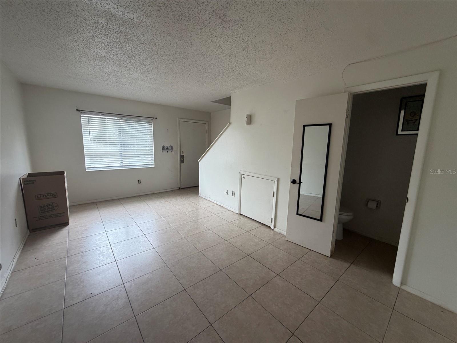 197 Garden Dr Property Photo 3