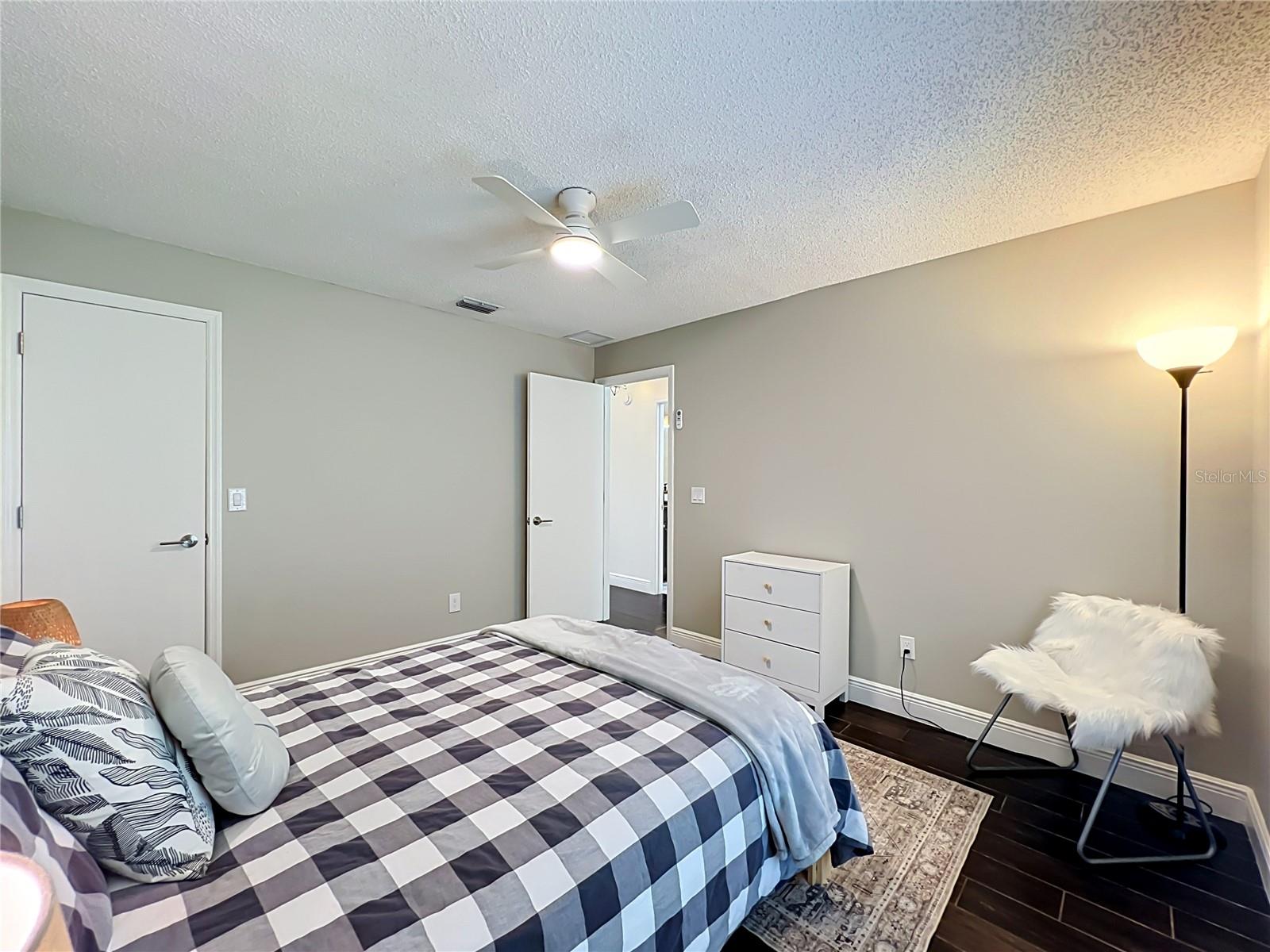 124 Trafalgar Pl Property Photo 26