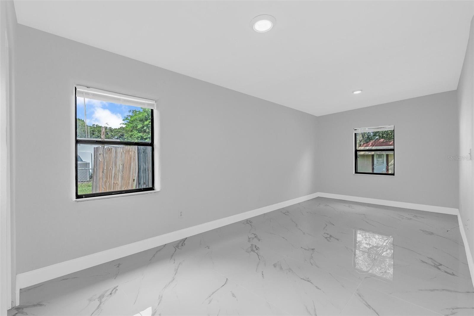 11513 Churchill St Property Photo 8