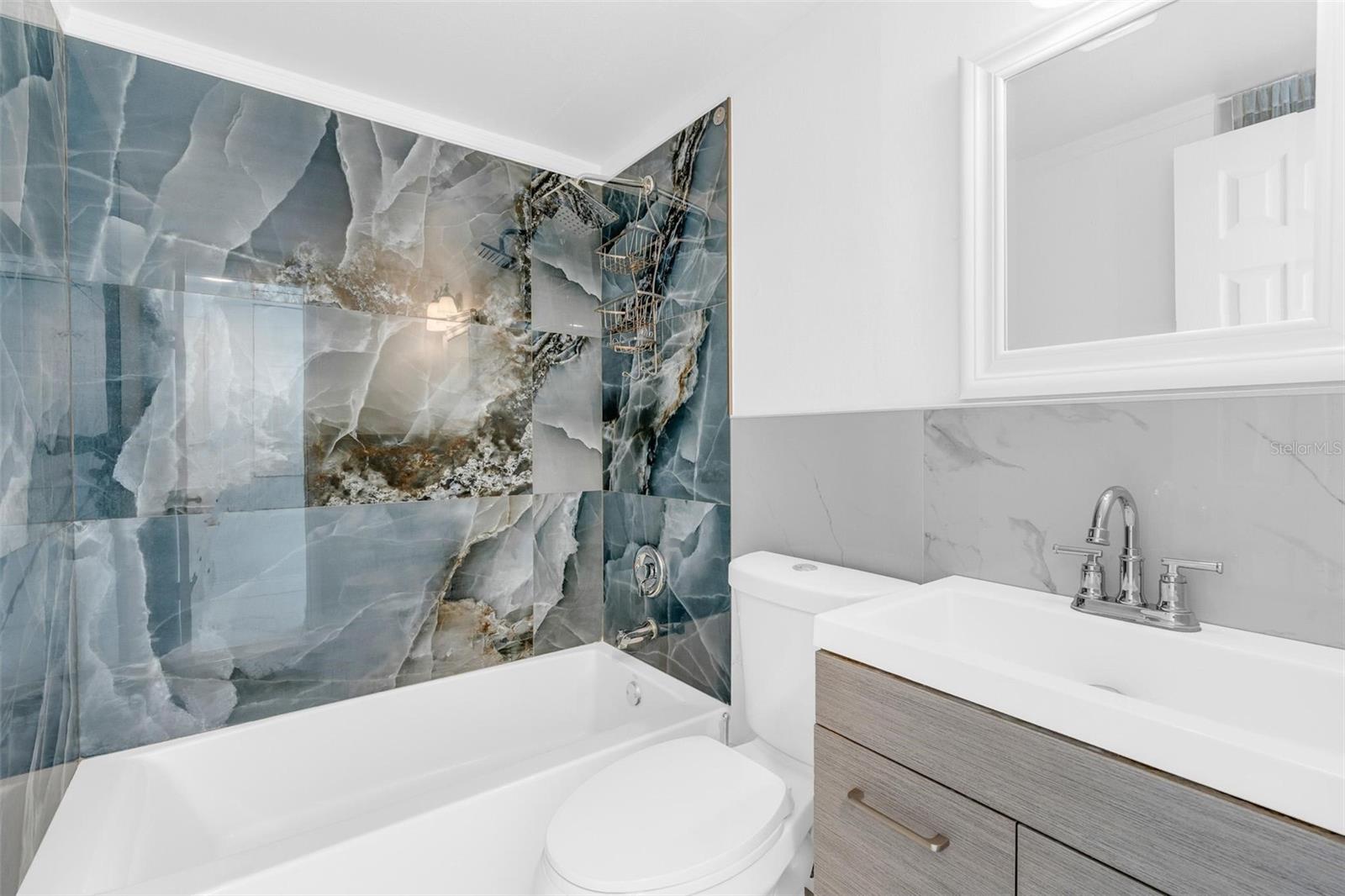 11513 Churchill St Property Photo 11