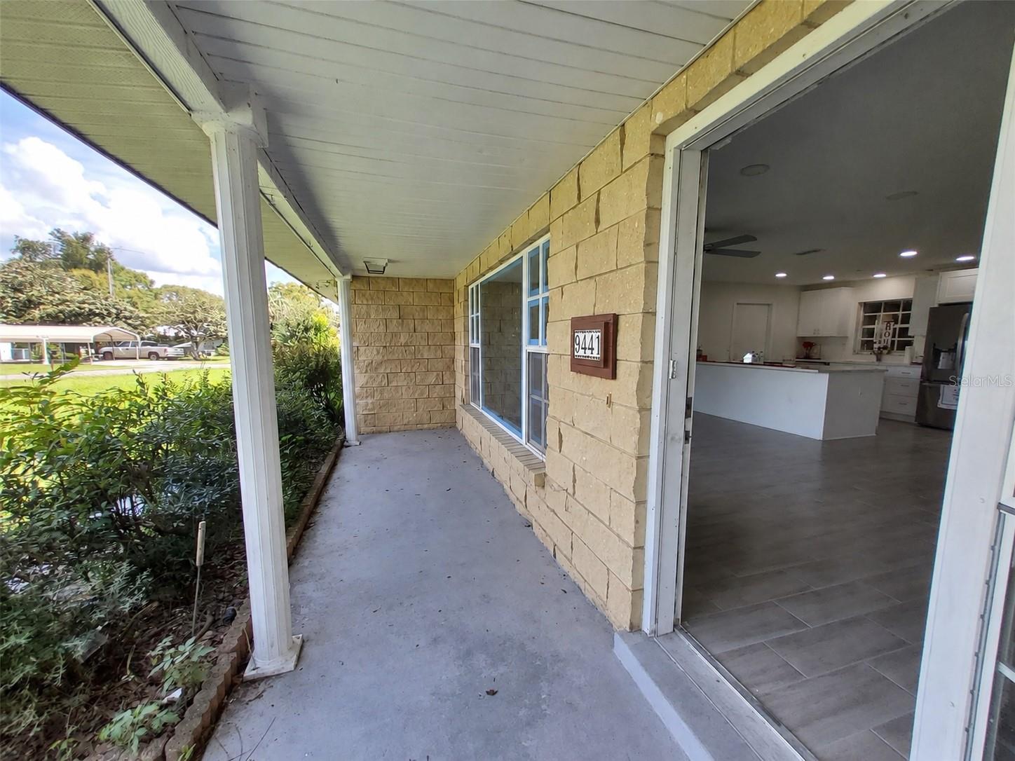 9441 Bahia Rd Property Photo 2