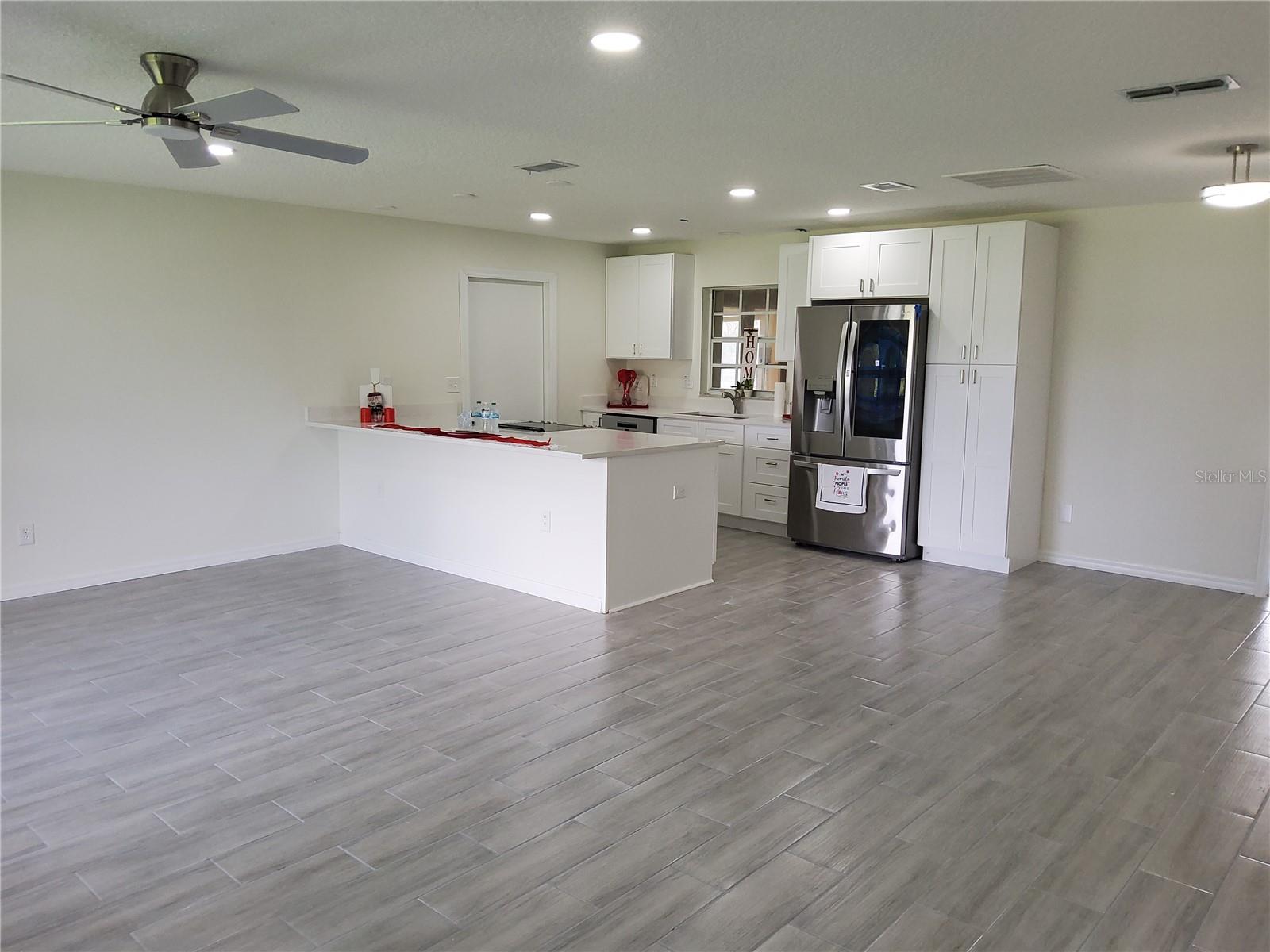 9441 Bahia Rd Property Photo 4