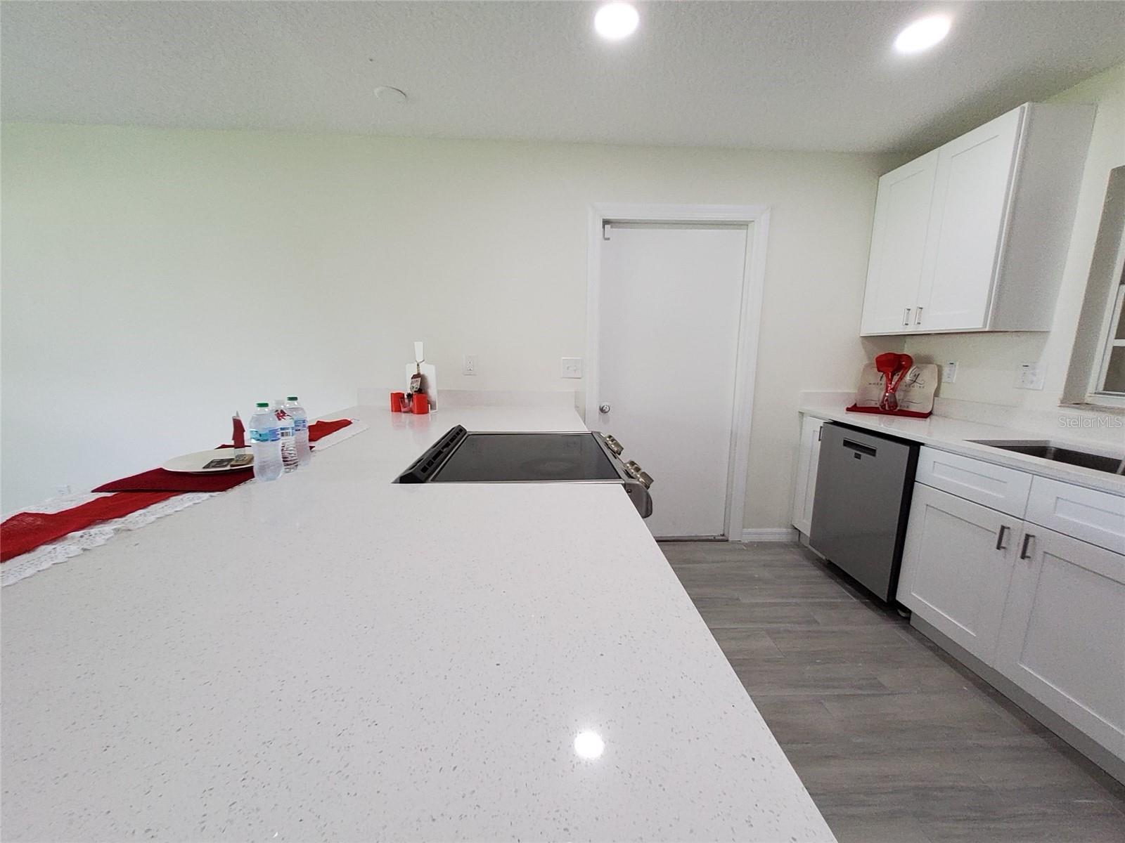 9441 Bahia Rd Property Photo 12