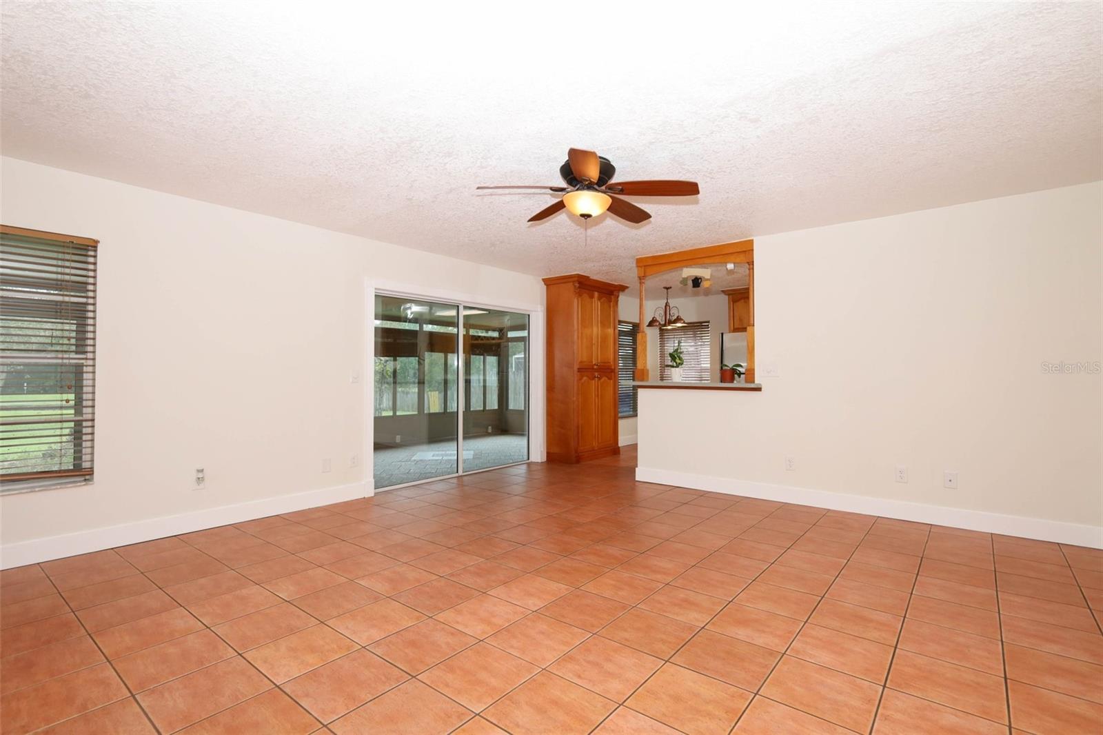 1093 Kelly Creek Cir Property Photo 22