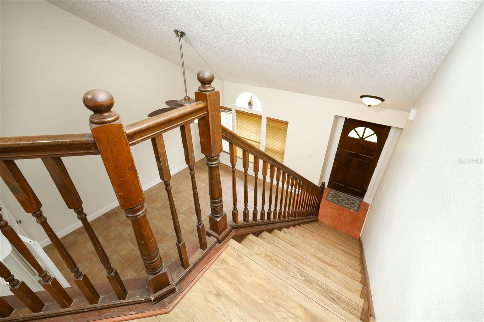 1093 Kelly Creek Cir Property Photo 23
