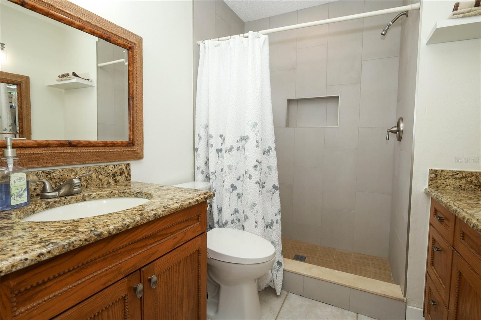 1093 Kelly Creek Cir Property Photo 34