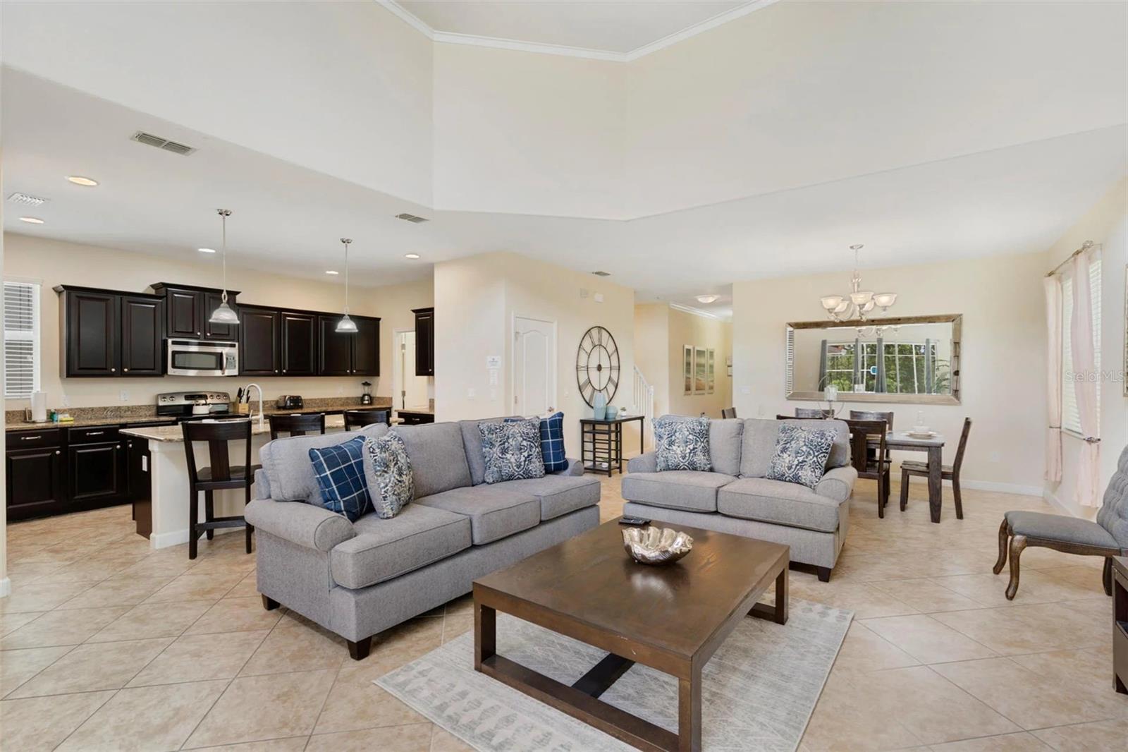 2995 Buccaneer Palm Rd Property Photo 3