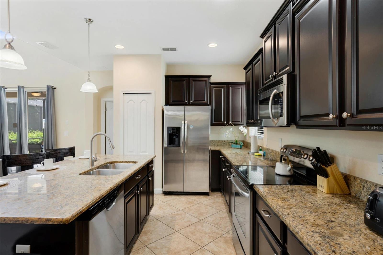 2995 Buccaneer Palm Rd Property Photo 6