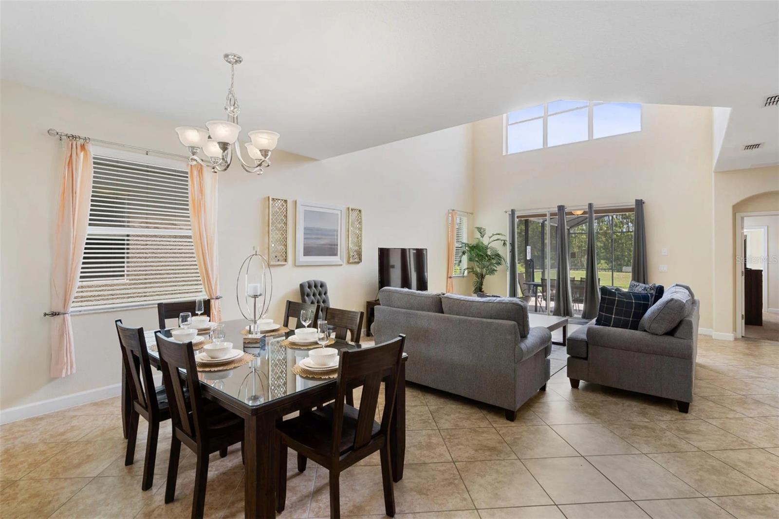 2995 Buccaneer Palm Rd Property Photo 8