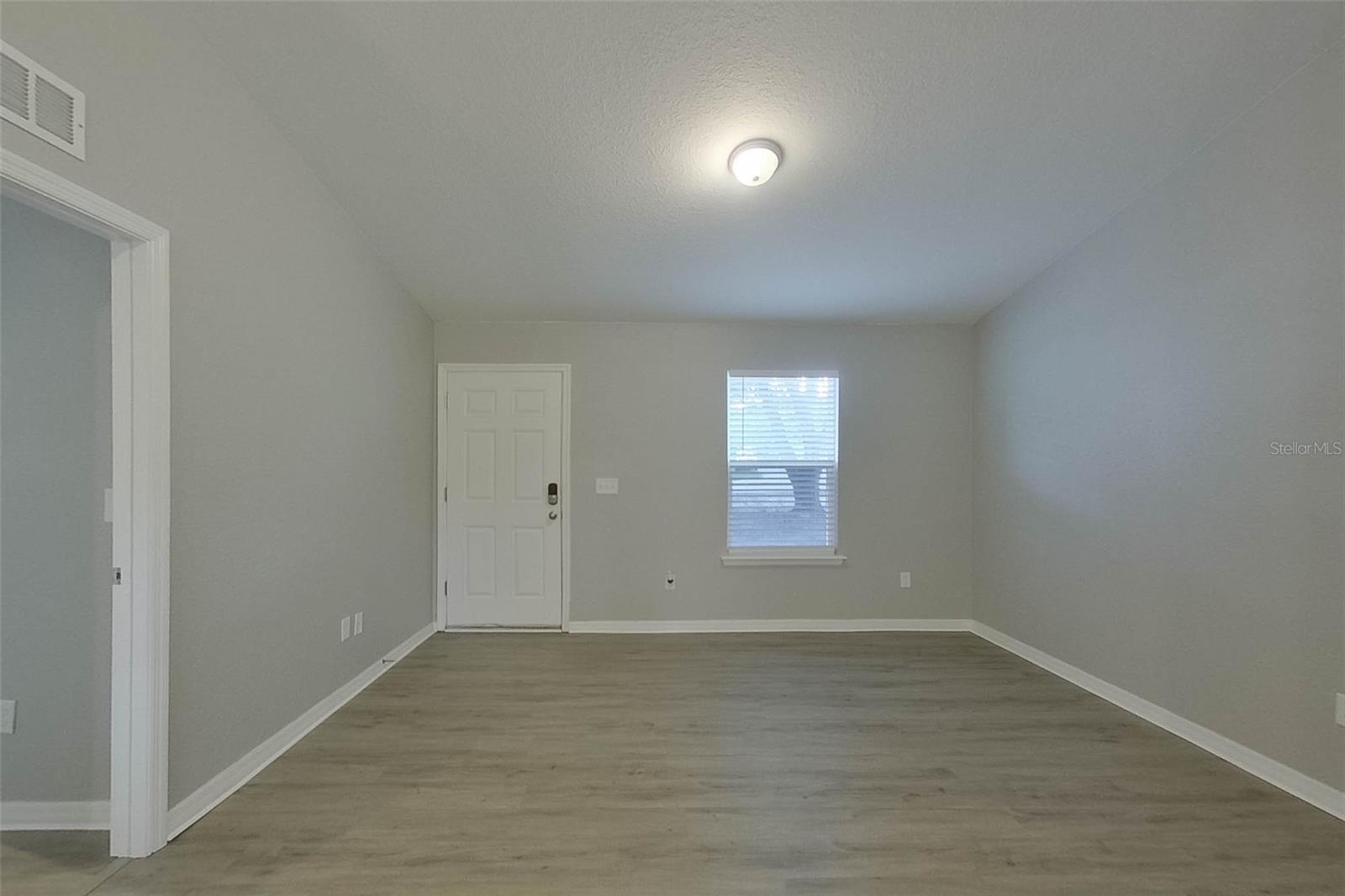 7 Locust Run Cir Property Photo 16