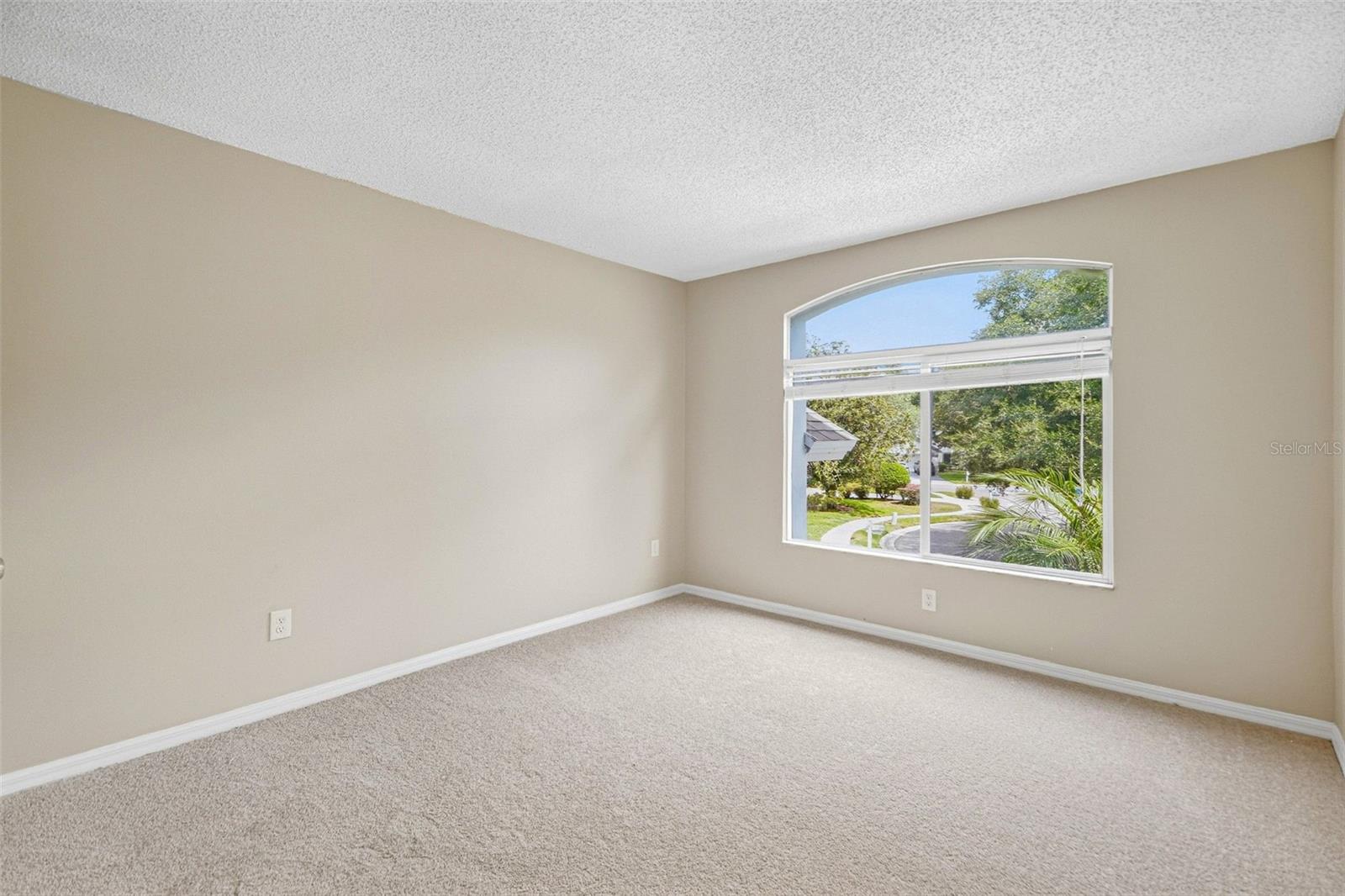 16102 Warden Pl Property Photo 34