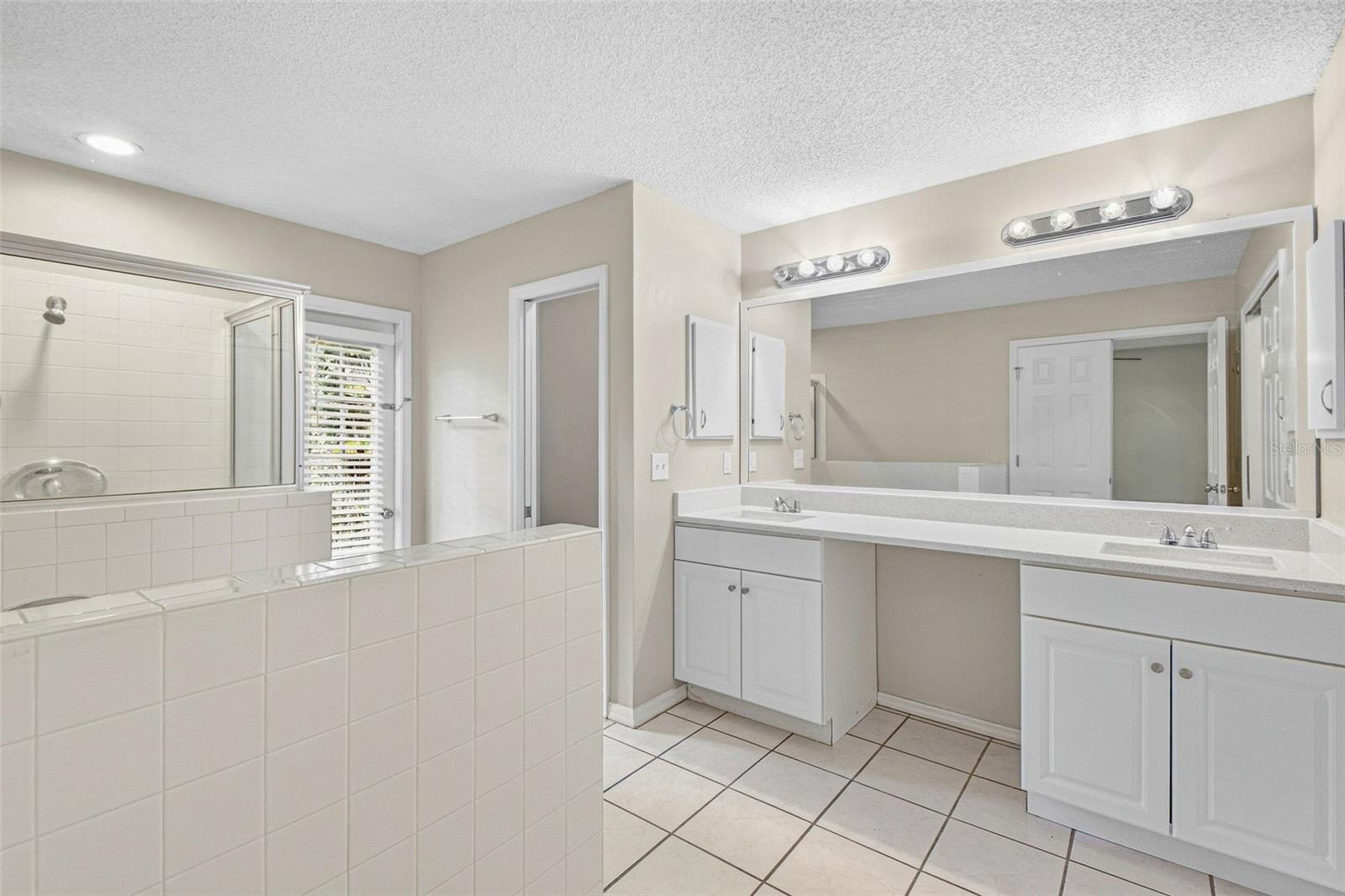 16102 Warden Pl Property Photo 48