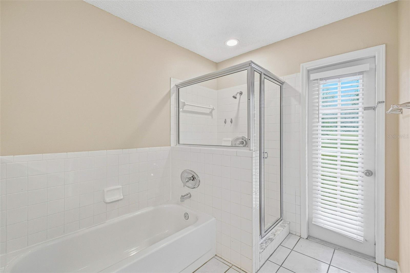16102 Warden Pl Property Photo 50