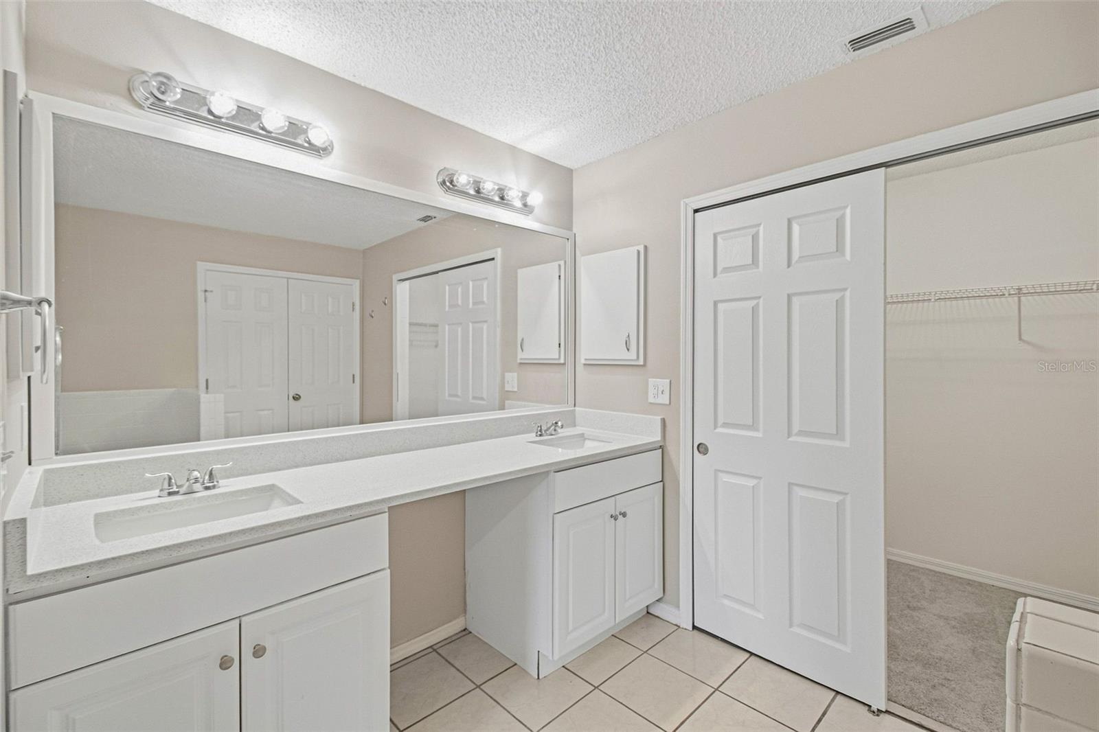 16102 Warden Pl Property Photo 51