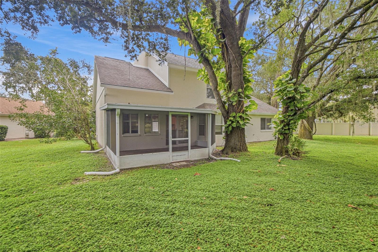 16102 Warden Pl Property Photo 57