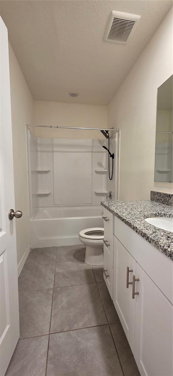 1410 Isleta Loop Property Photo 7