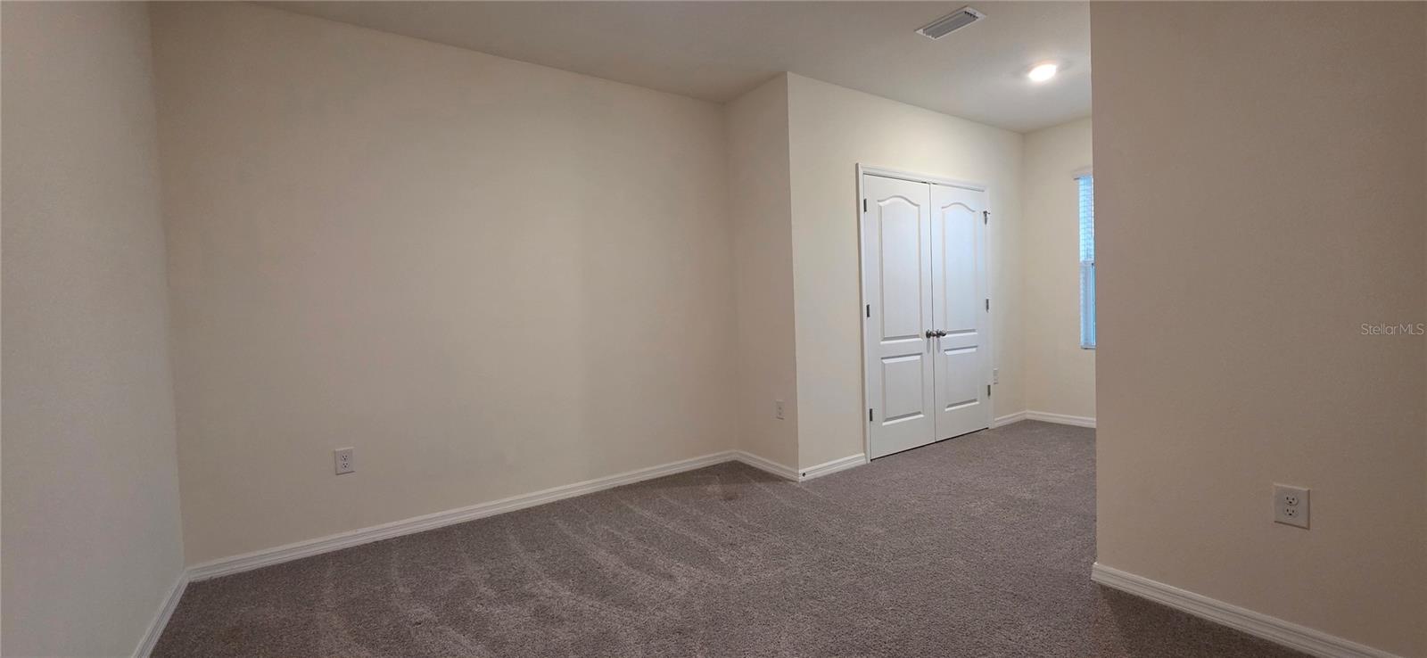 1410 Isleta Loop Property Photo 9