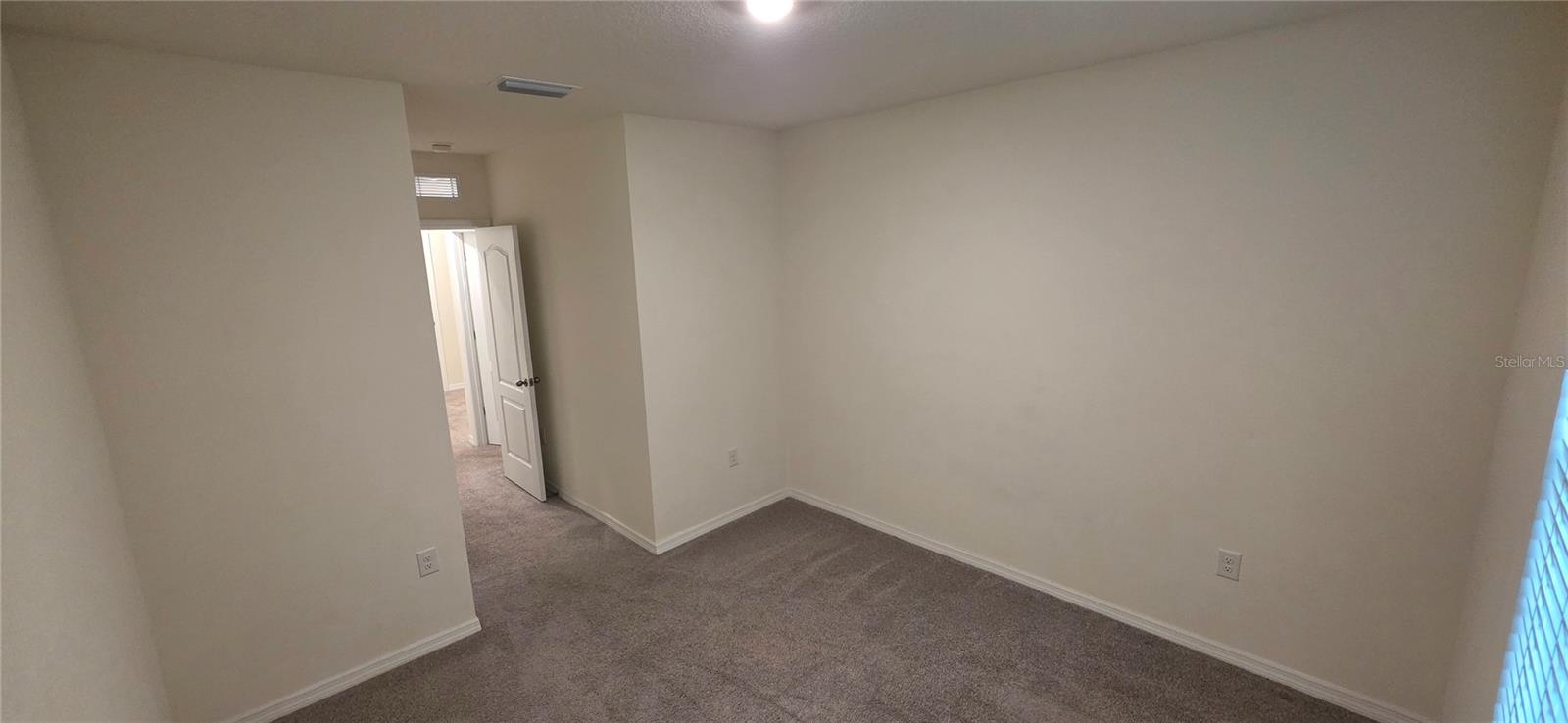 1410 Isleta Loop Property Photo 11