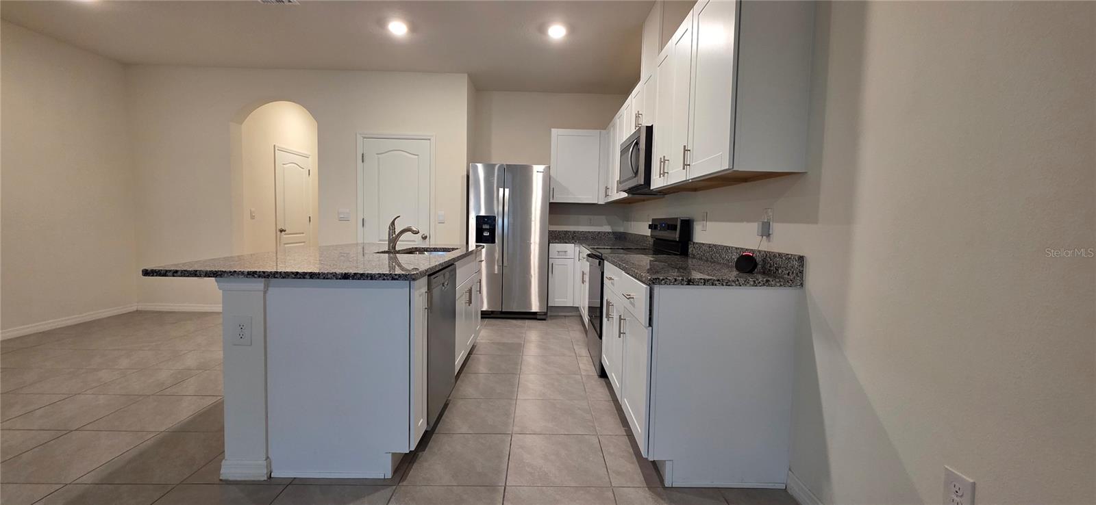 1410 Isleta Loop Property Photo 16