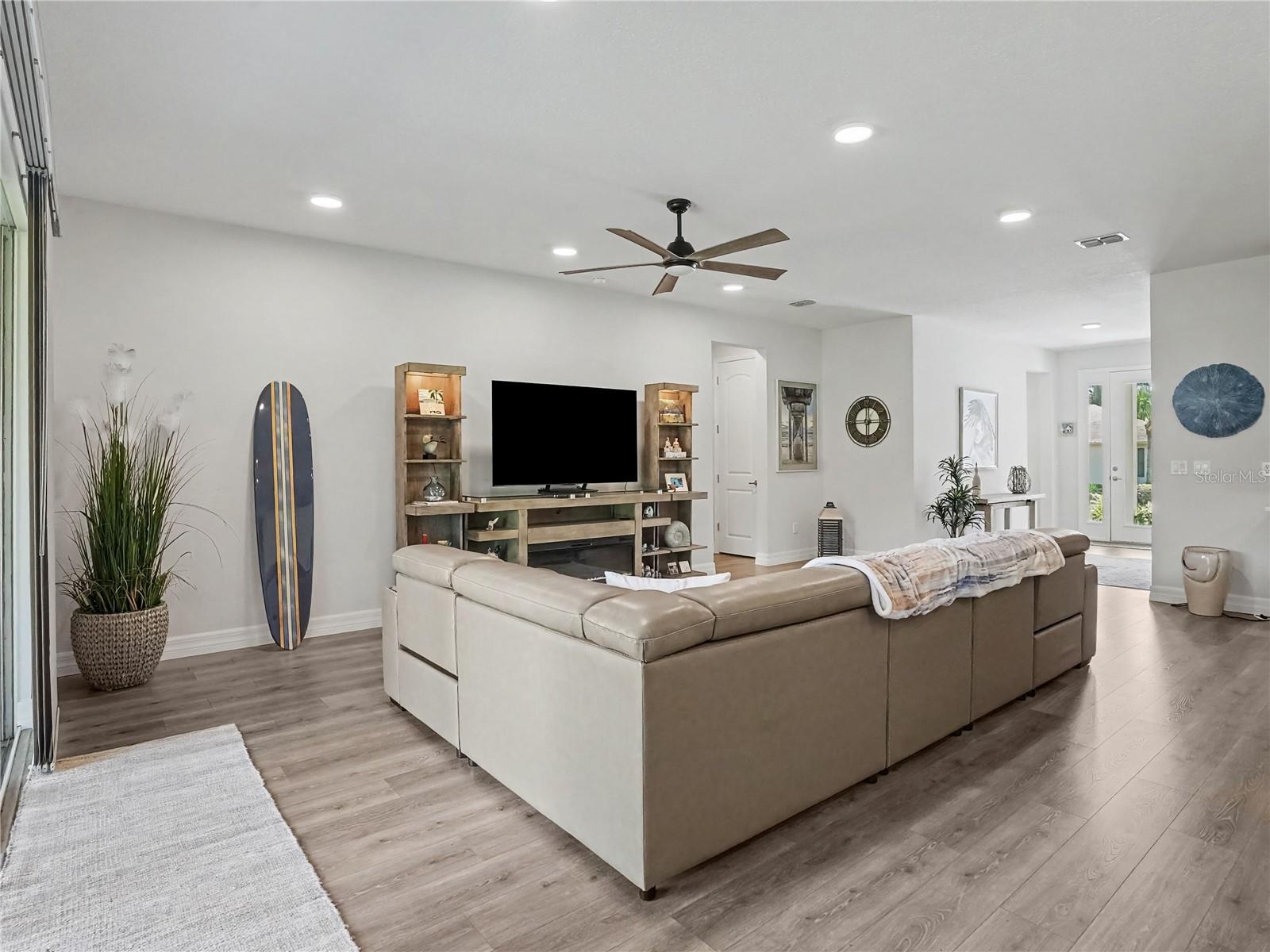 3329 Indian Trl Property Photo 5