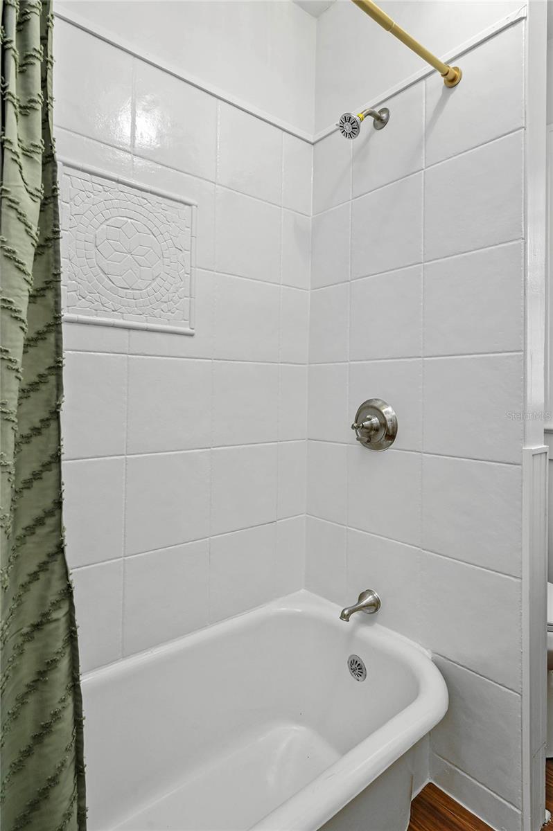 1 E Princeton St Property Photo 31