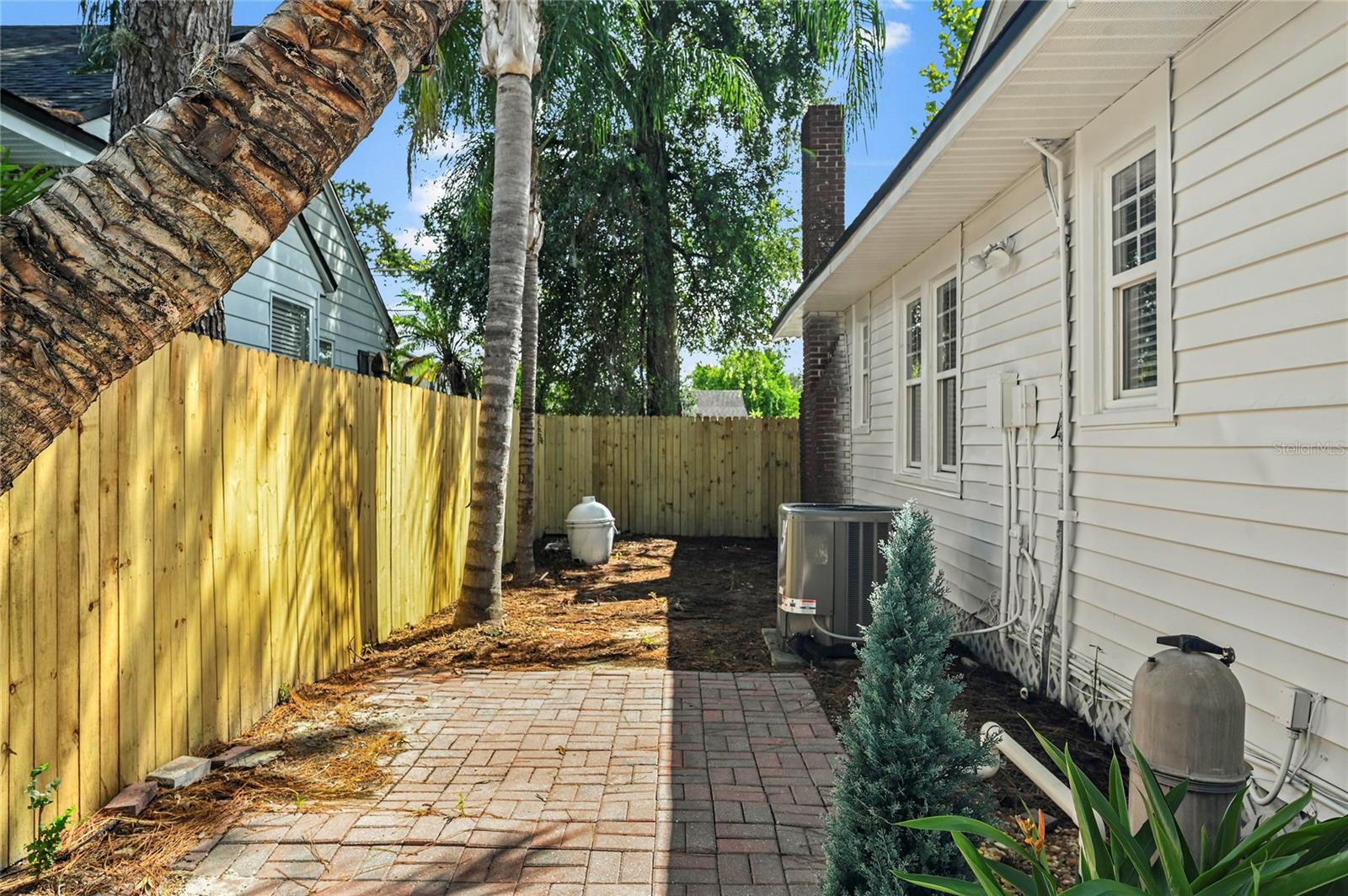 1 E Princeton St Property Photo 35
