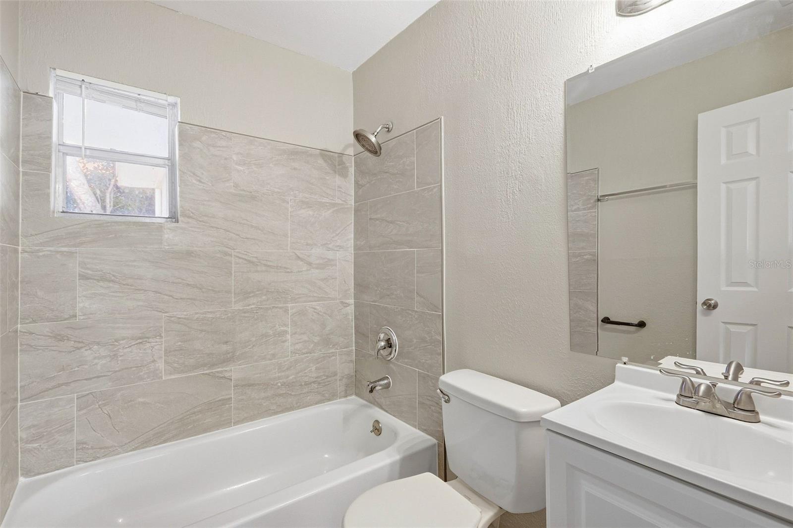 1210 32nd St Nw Property Photo 26
