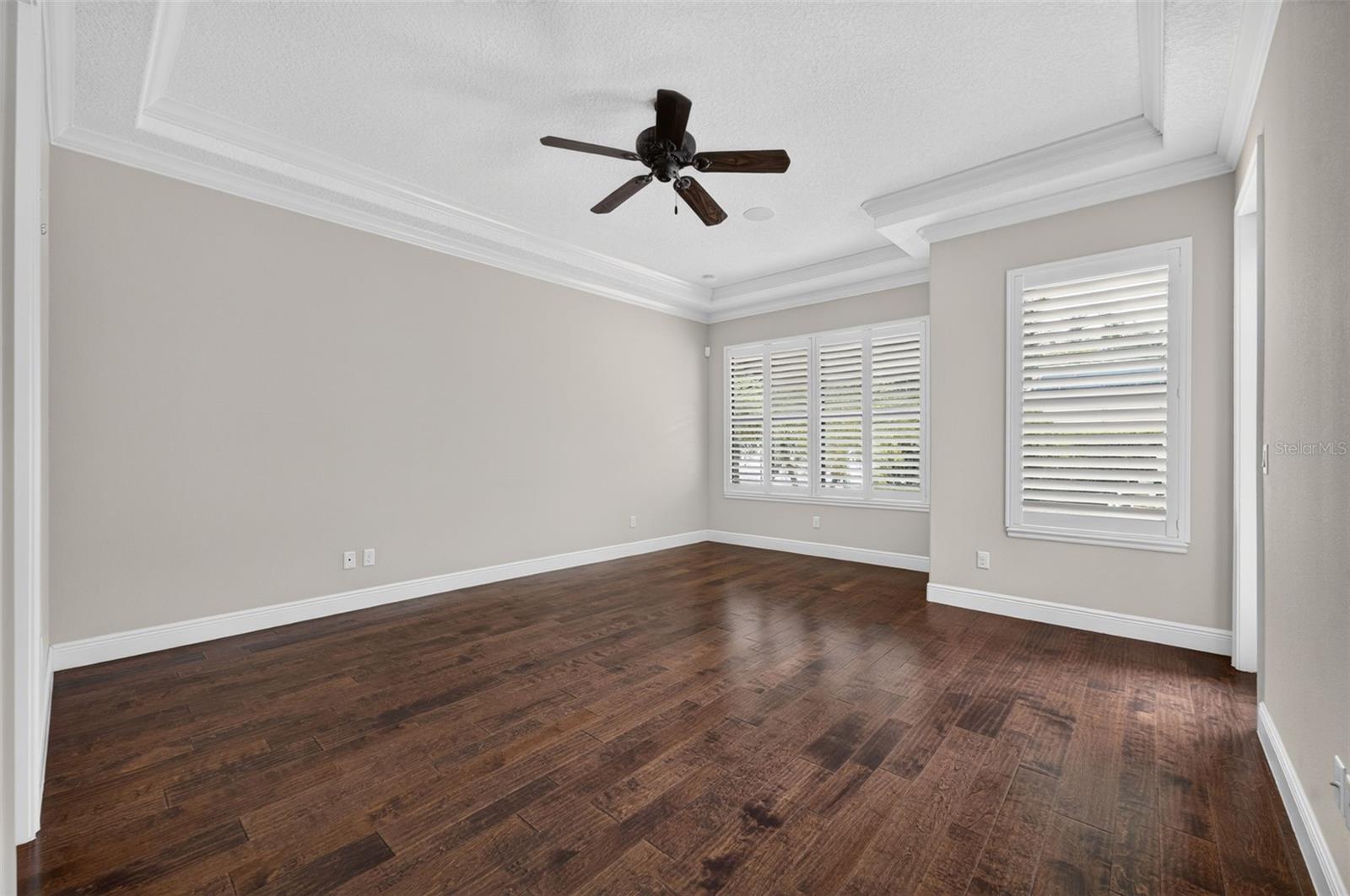 630 Live Oak St Property Photo 19