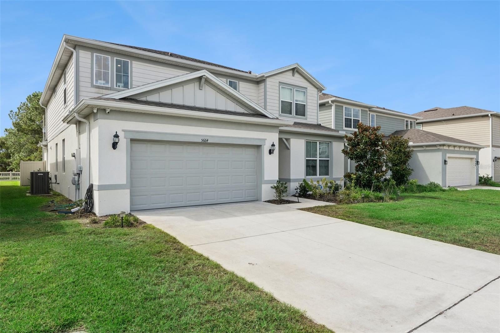 5664 Oak Knoll Dr Property Photo 2
