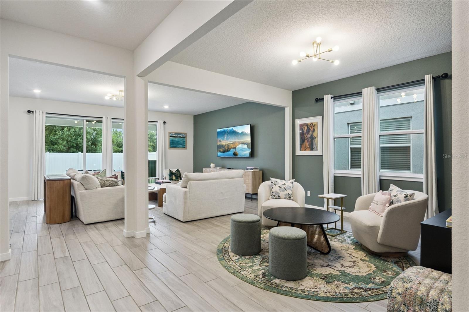 5664 Oak Knoll Dr Property Photo 8