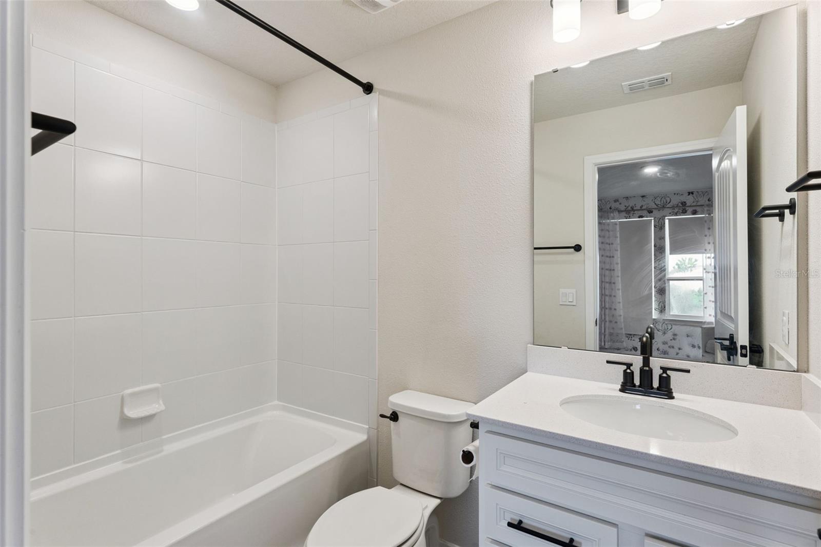 5664 Oak Knoll Dr Property Photo 30
