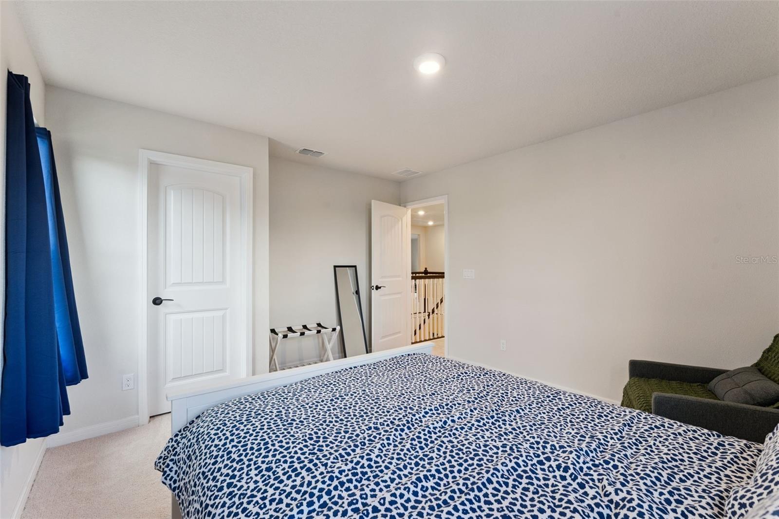 5664 Oak Knoll Dr Property Photo 32