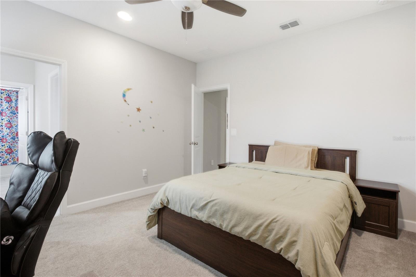 957 Talon Pl Property Photo 32